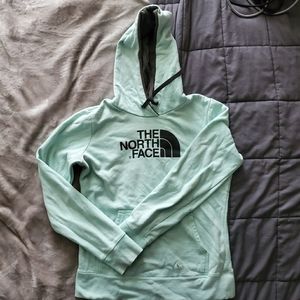 Women's North Face Pullover